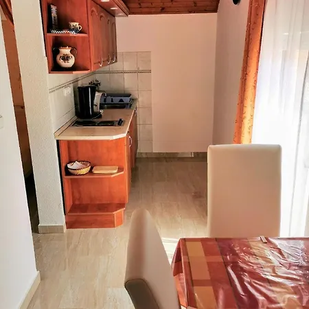 Apartment Ferienwohnung Fuer 2 Personen 1 Kind Ca 35 Qm In Zalakaros, Westungarn Zala *