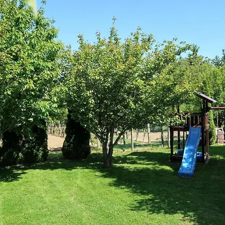 Ferienwohnung Fuer 2 Personen 1 Kind Ca 35 Qm In Zalakaros, Westungarn Zala